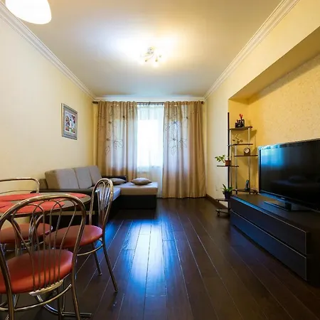 Nadezhda Apartments In Touristic Area, On The Dostyk Avenue 89 阿拉木图 外观 照片